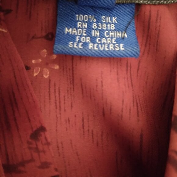 Austin Reed | Red Floral 100% Silk Wrap Blouse | Size 18 - Picture 8 of 9